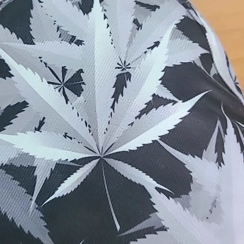 Bucket hat - Picture 2 of 3
